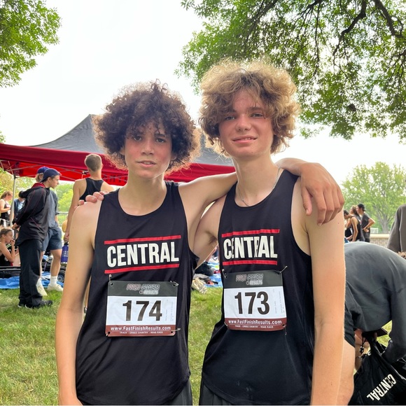 Meet your Posher, Emily - Picture 3 of 6